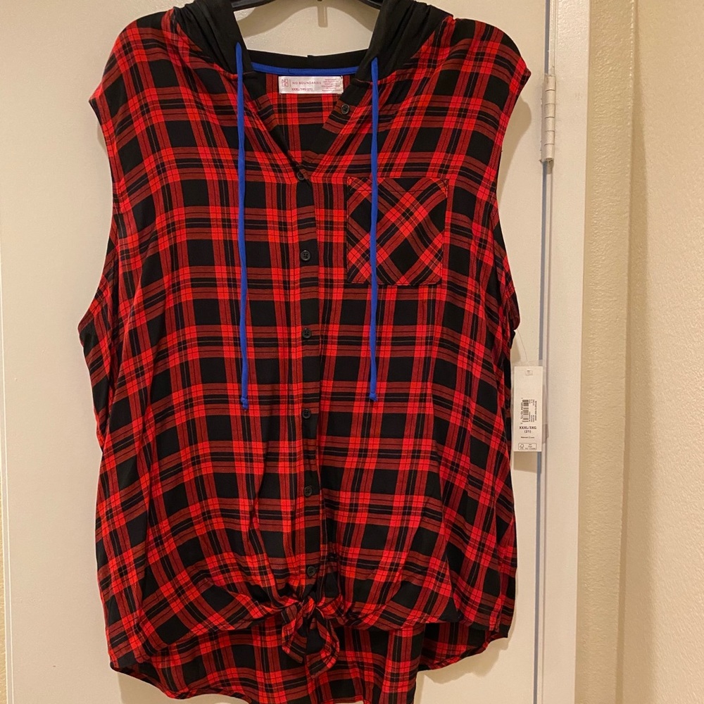 ♦️NWT♦️Plaid Sleeveless Top With Hood